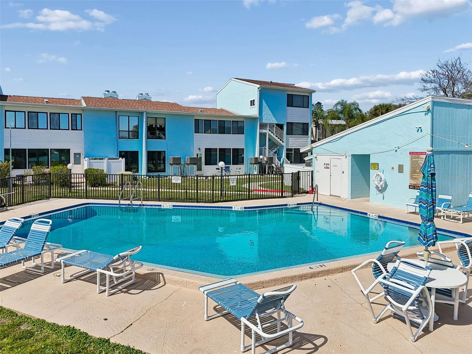 1 Windrush Blvd #23 Property Photo 62