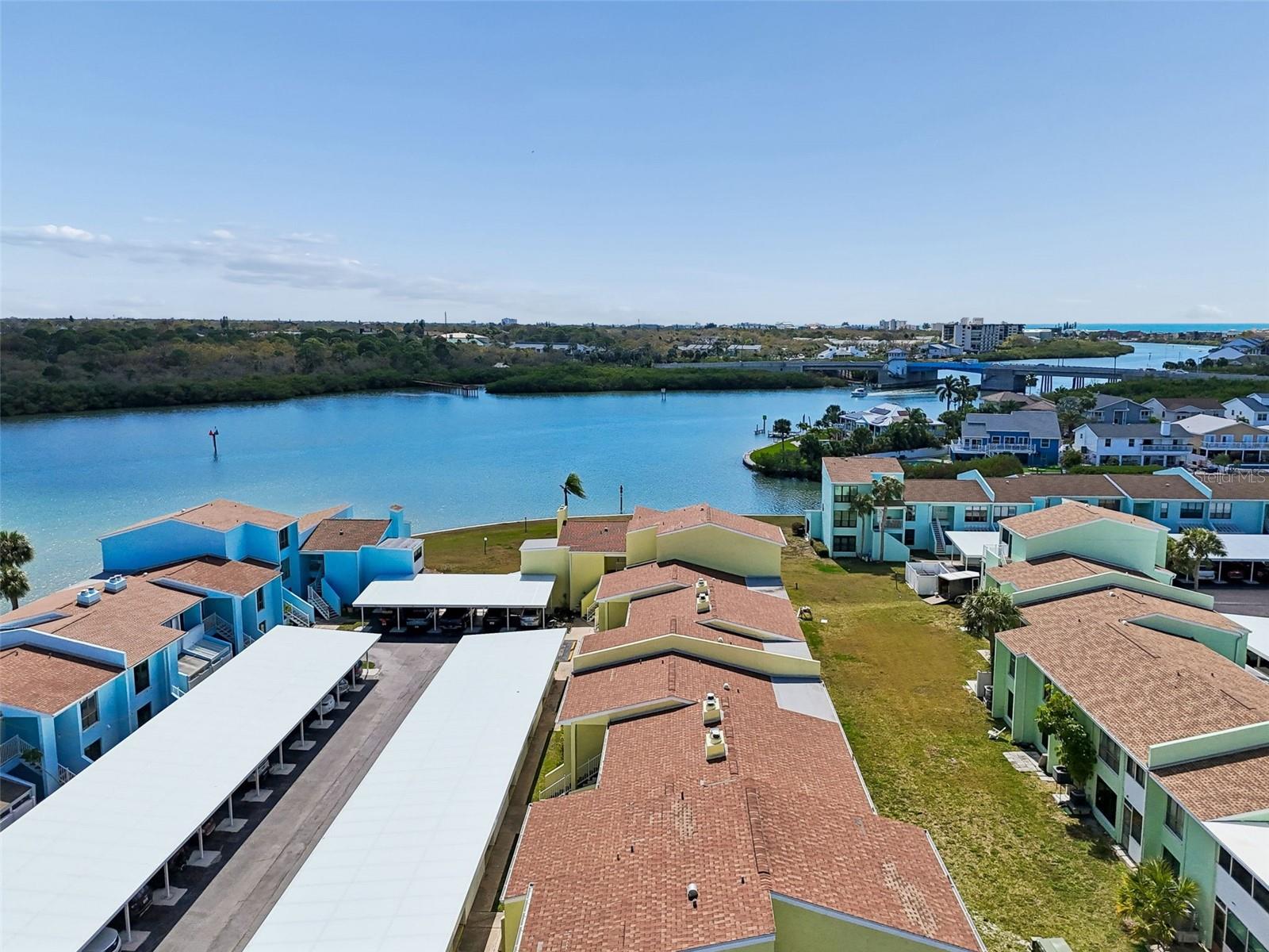1 Windrush Blvd #23 Property Photo 69