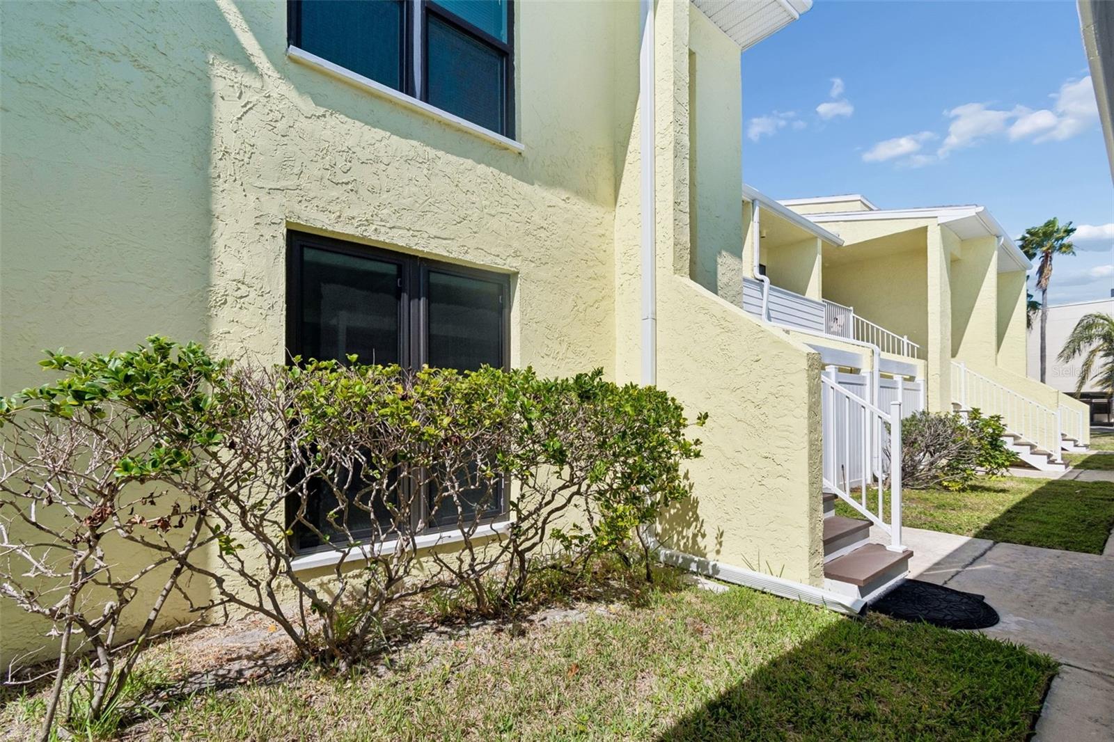 1 Windrush Blvd #23 Property Photo 96