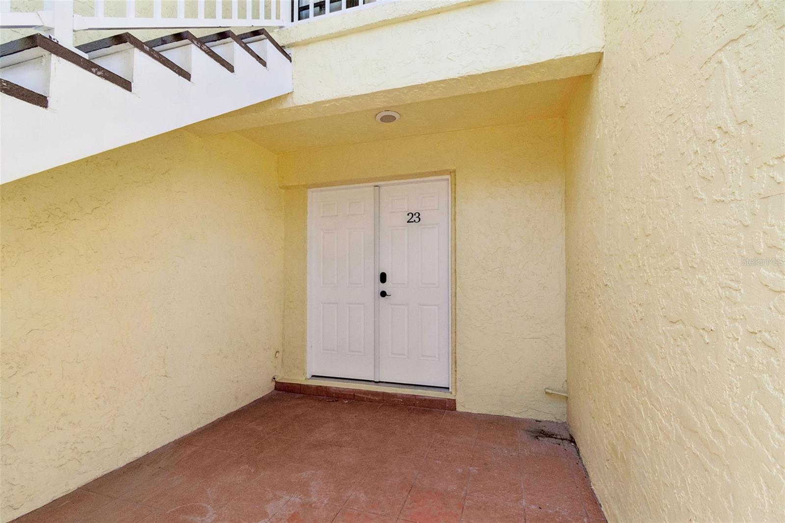 1 Windrush Blvd #23 Property Photo 100