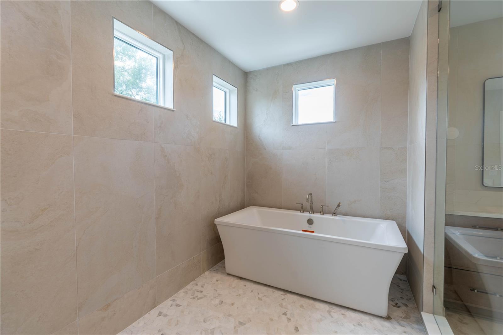 4906 W Estrella St Property Photo 18