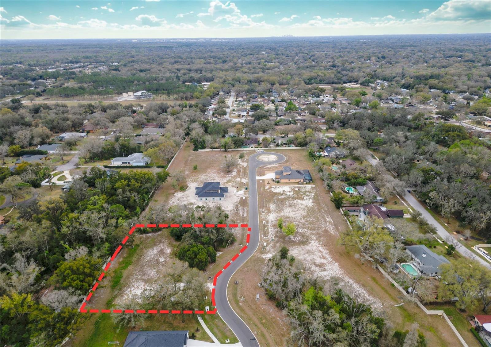 18469 Purple Creek Ln Property Photo 3