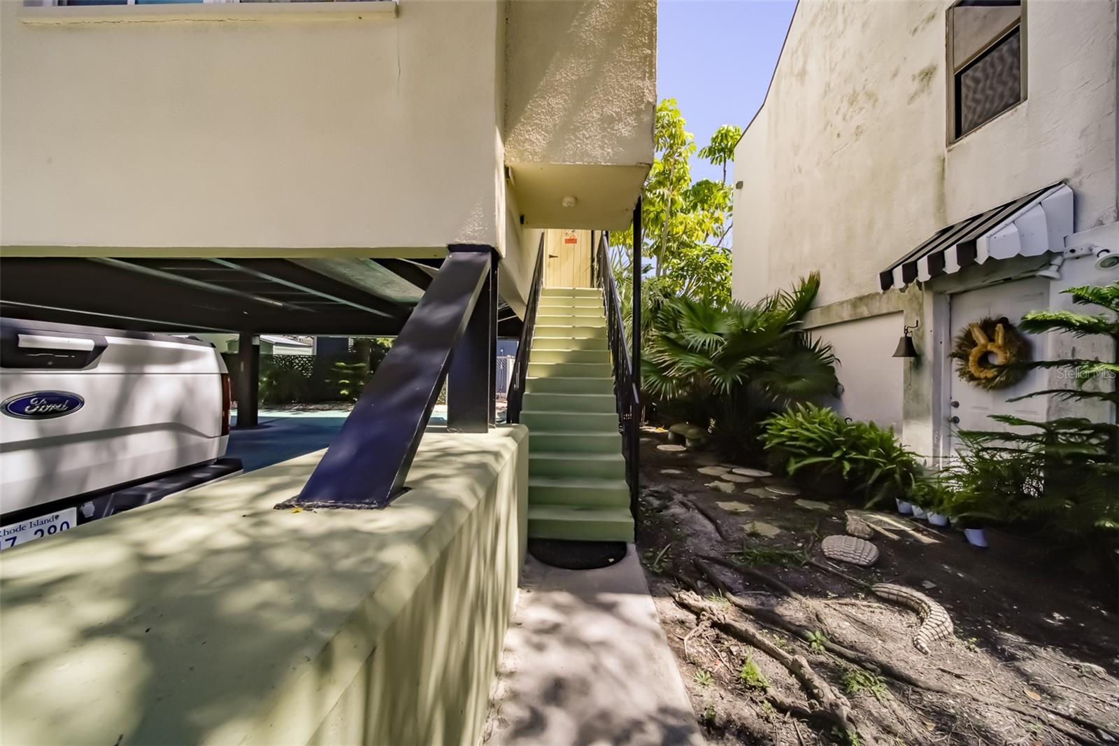 18111 1st St E Property Photo 3