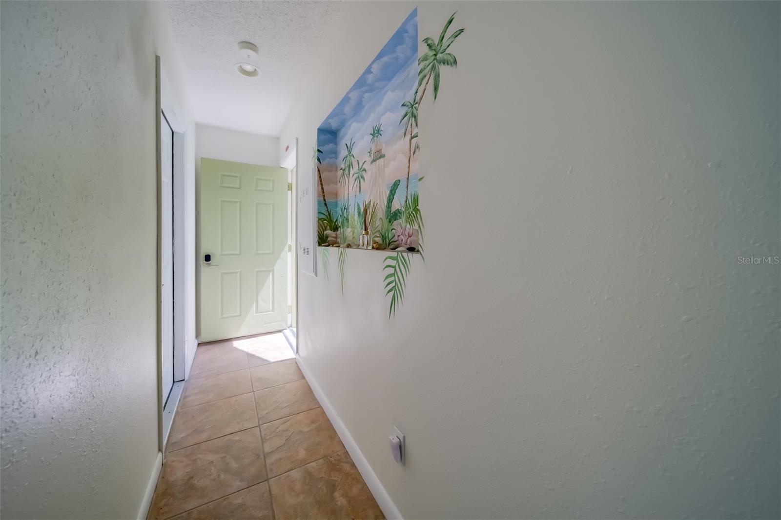 18111 1st St E Property Photo 4