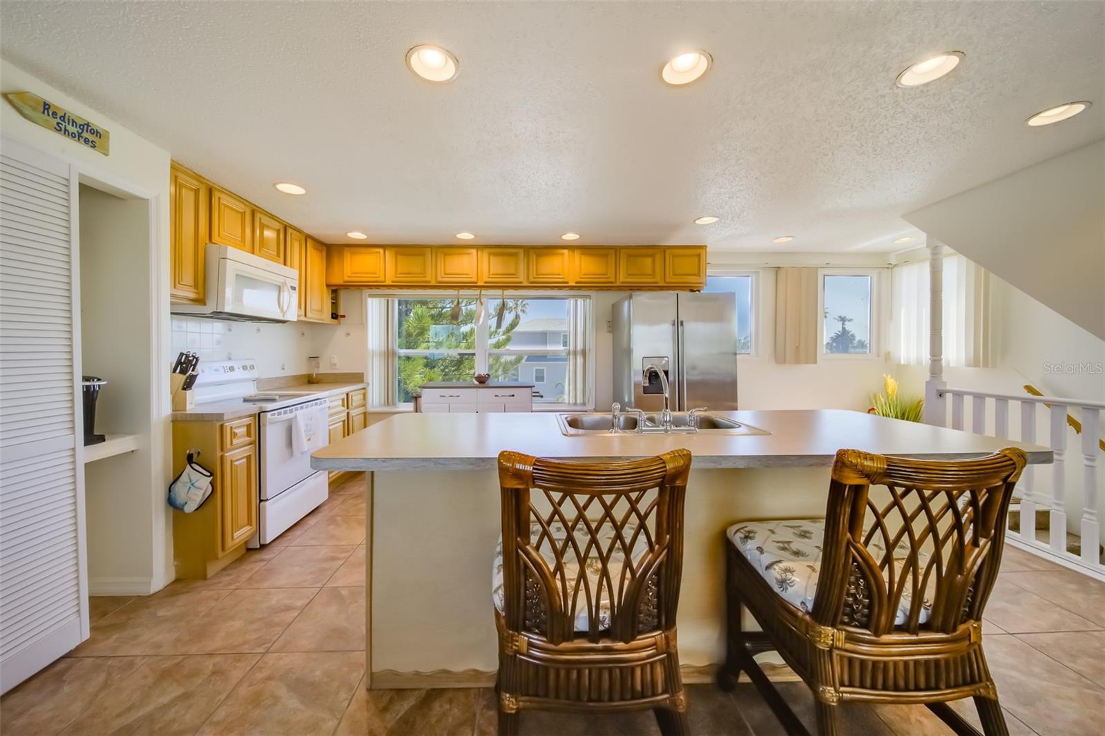 18111 1st St E Property Photo 7