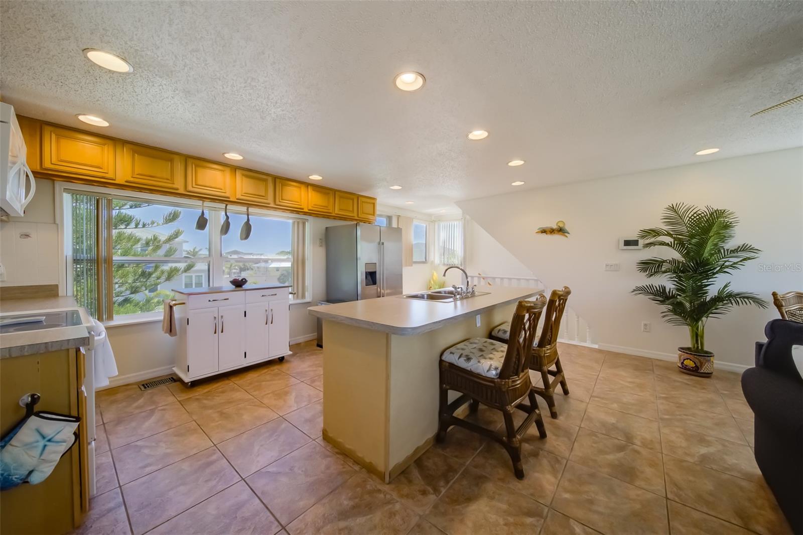 18111 1st St E Property Photo 8