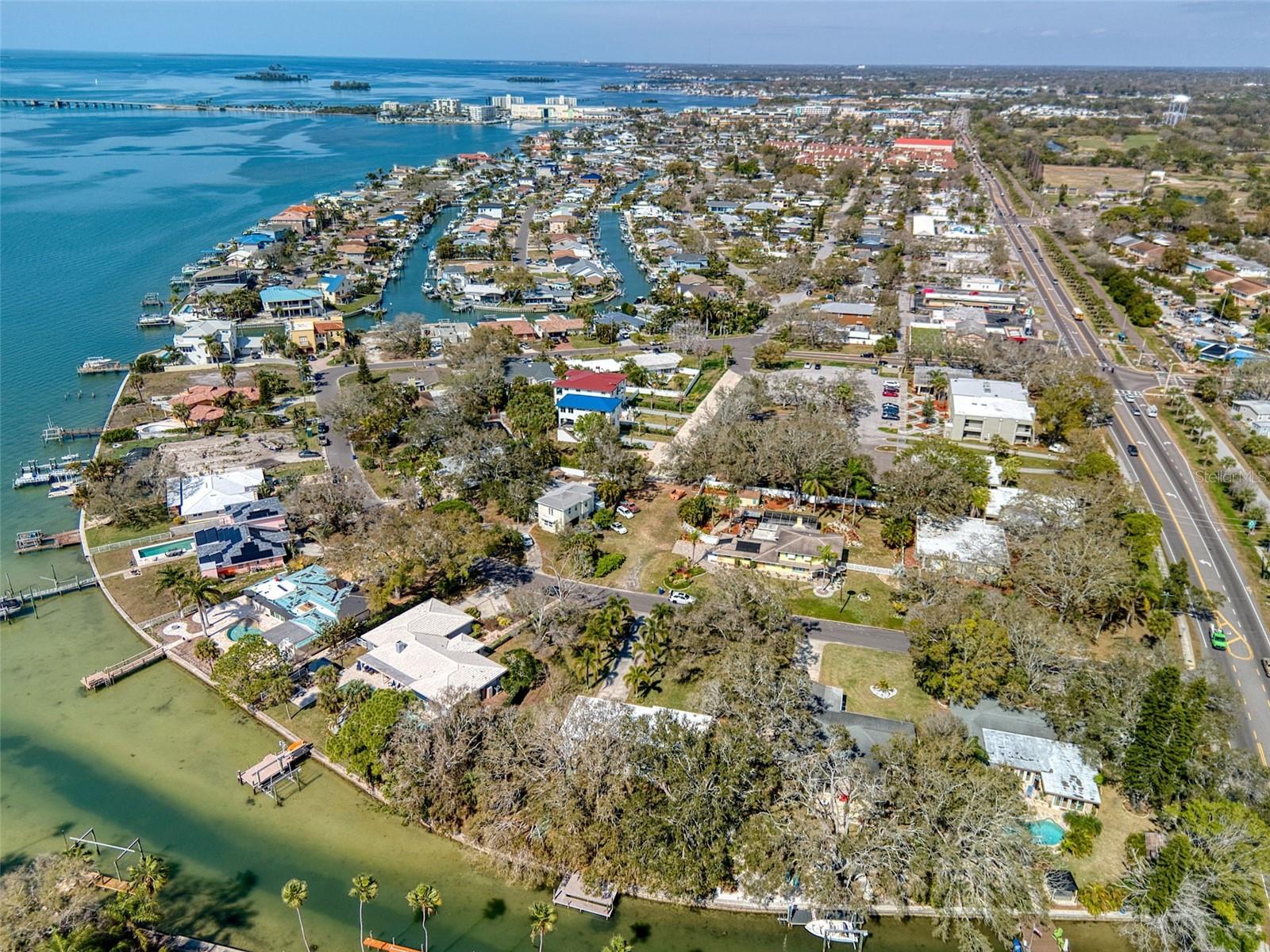 5 Shore Dr Property Photo 17