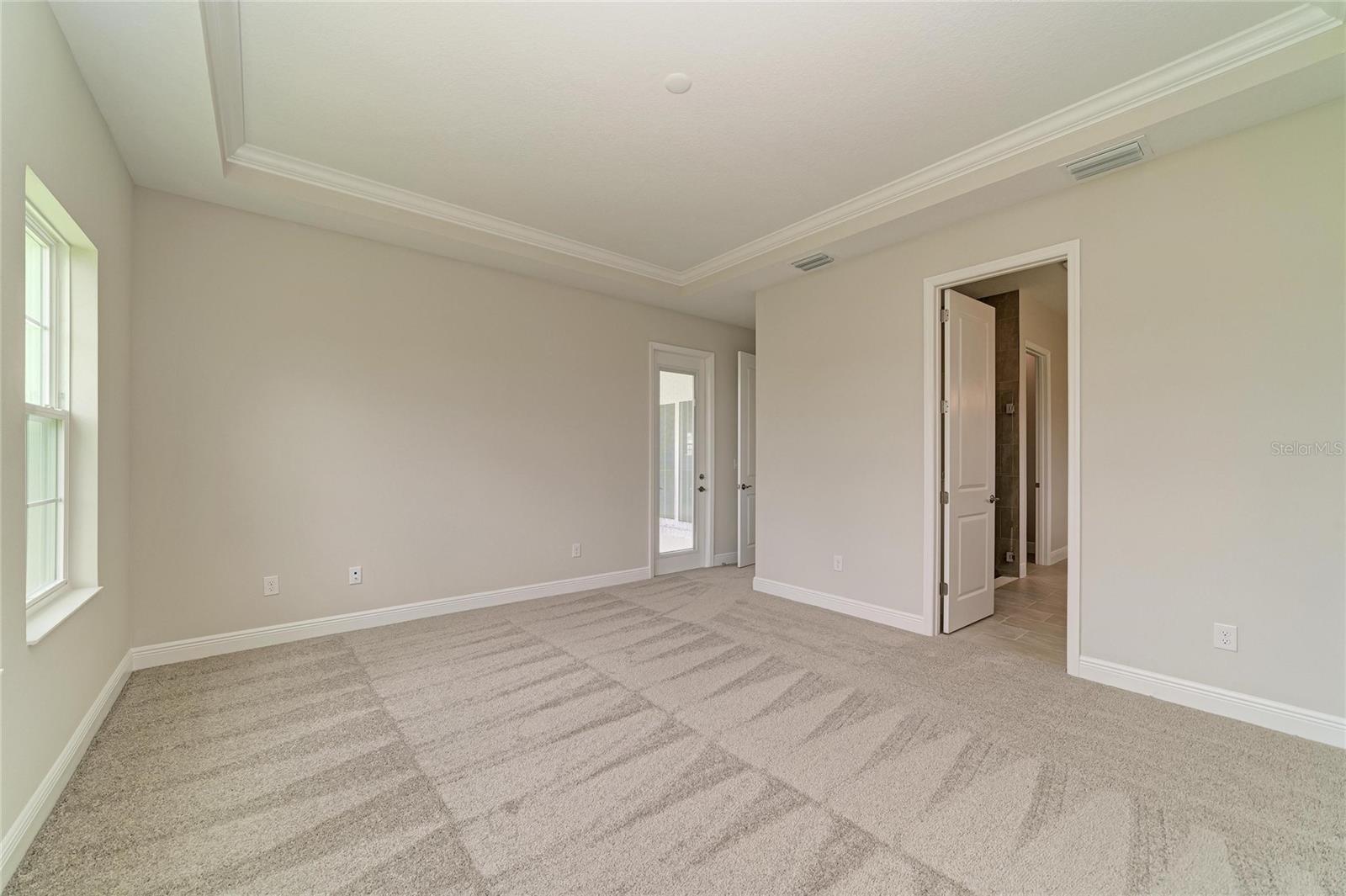 10308 Longmeadow Ave Property Photo 5