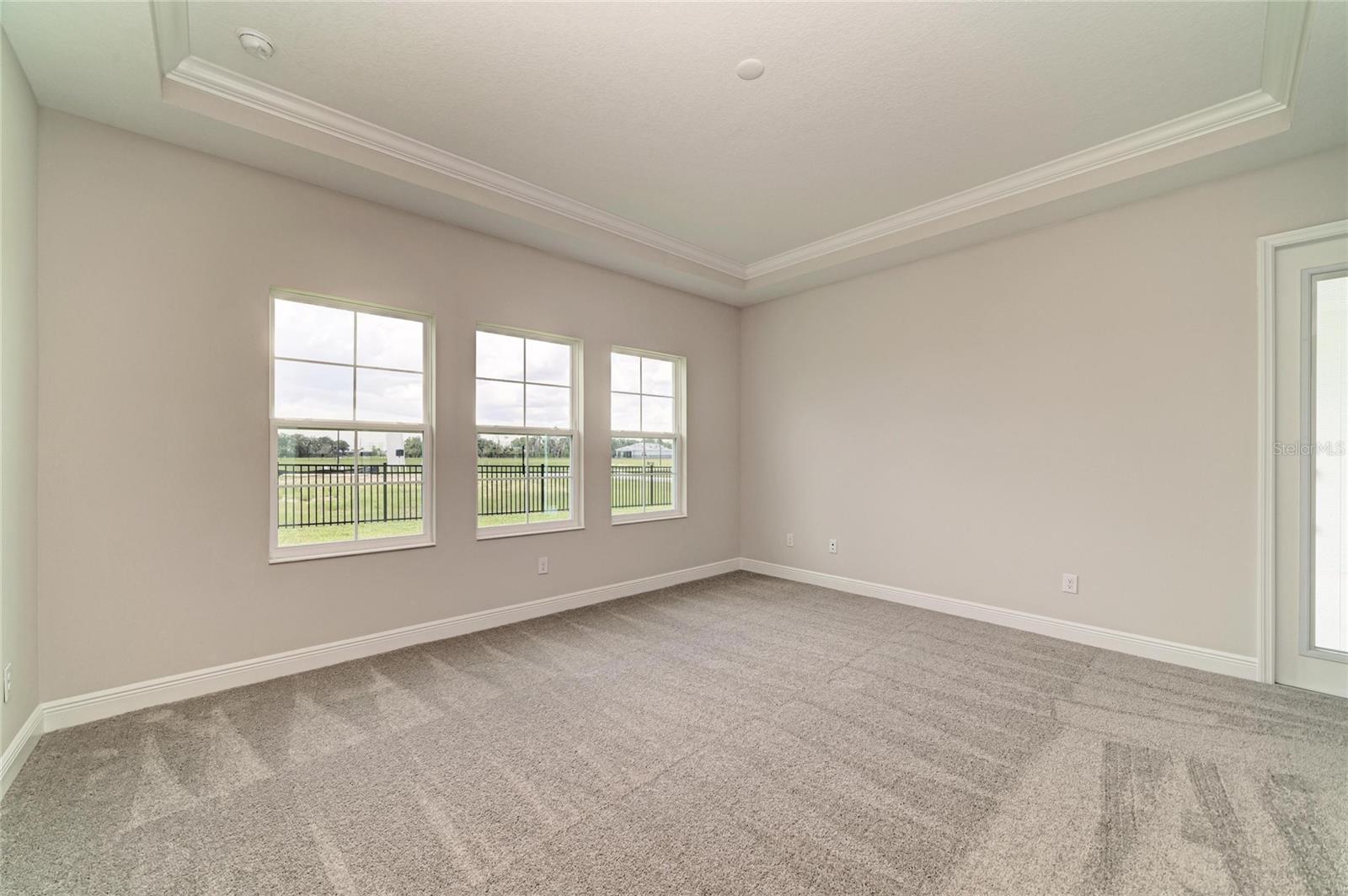 10308 Longmeadow Ave Property Photo 6