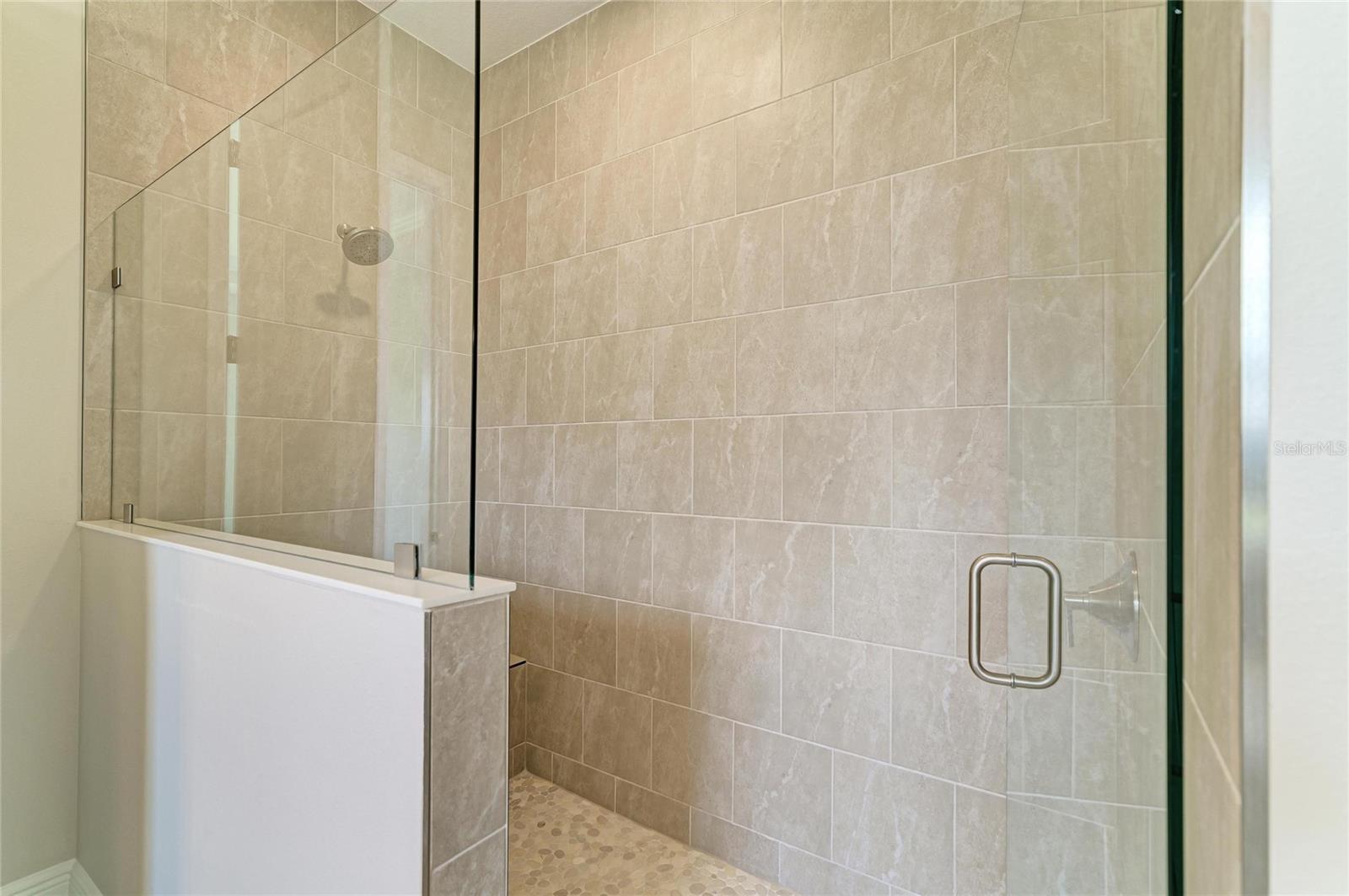 10308 Longmeadow Ave Property Photo 9