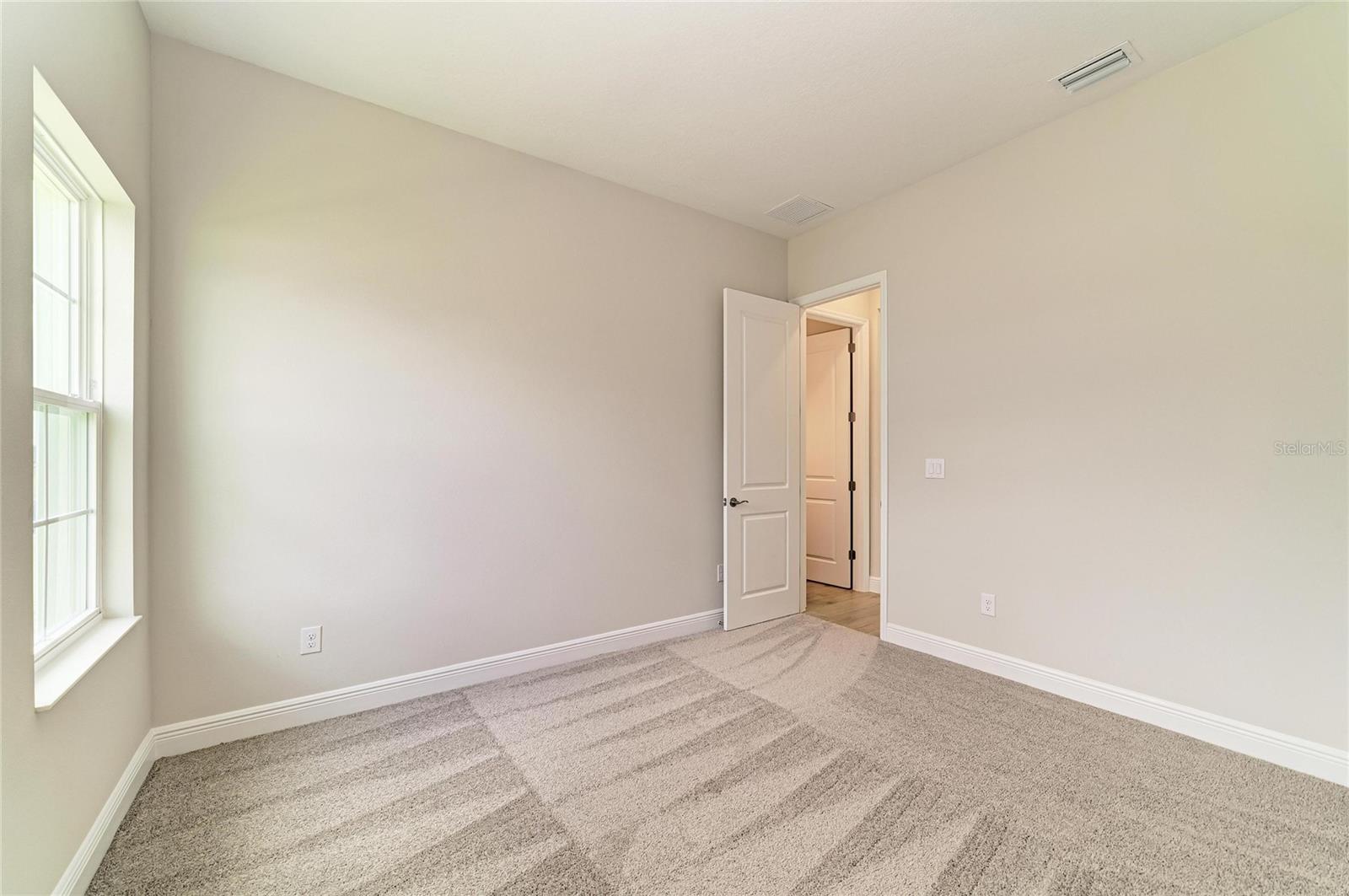 10308 Longmeadow Ave Property Photo 26
