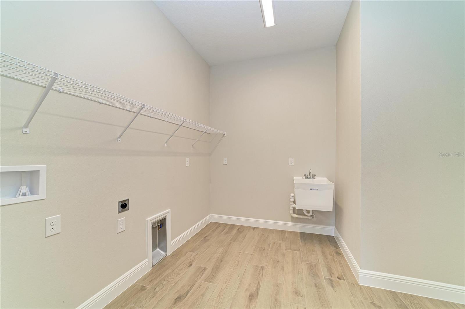 10308 Longmeadow Ave Property Photo 32