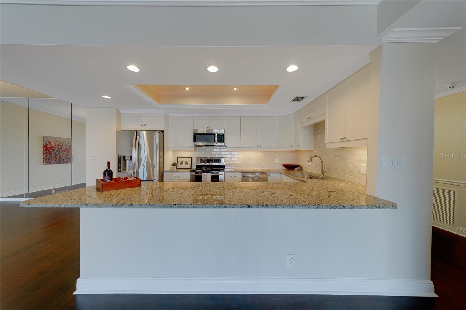 8 Belleview Blvd #308 Property Photo 4