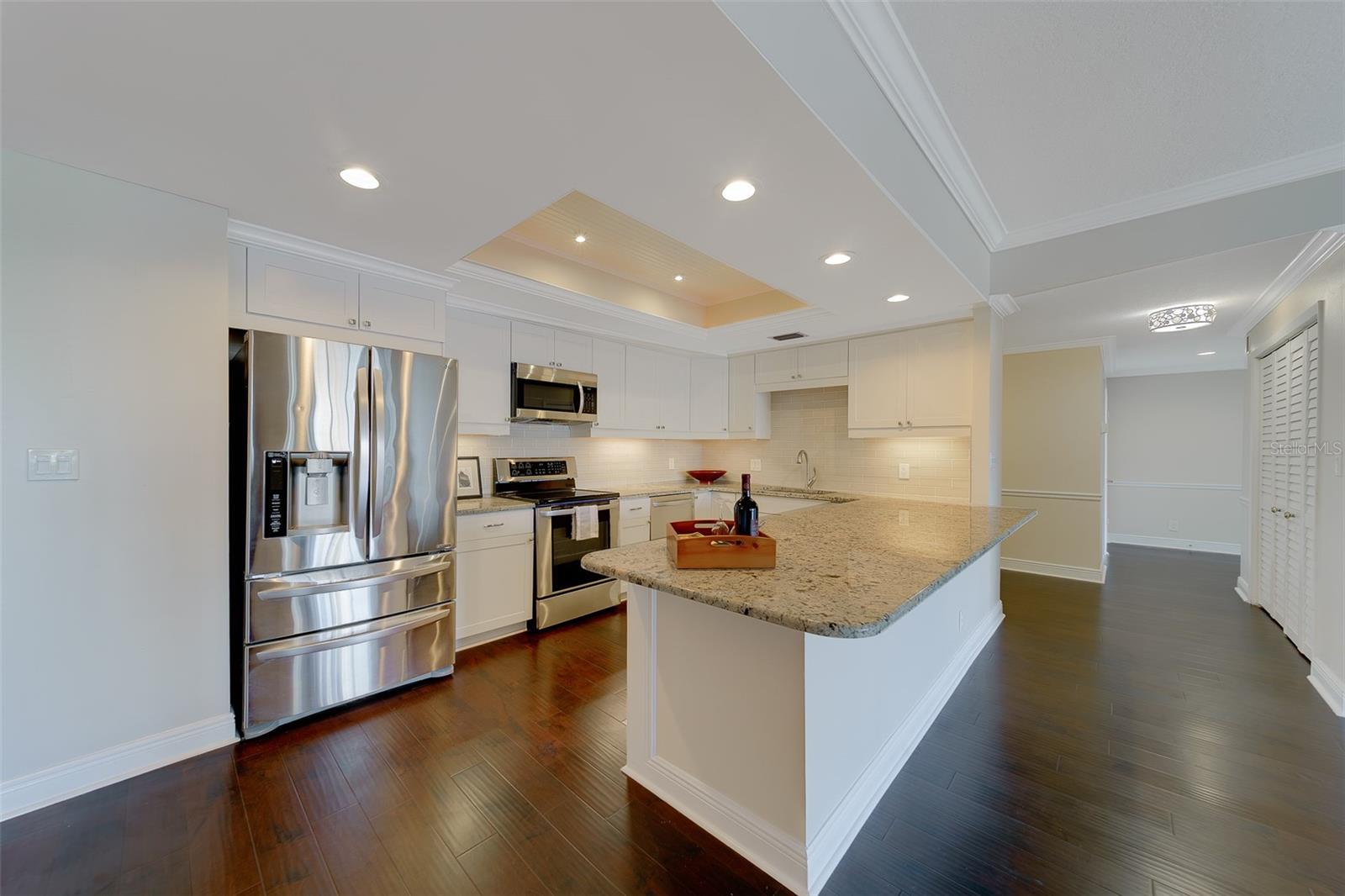 8 Belleview Blvd #308 Property Photo 5