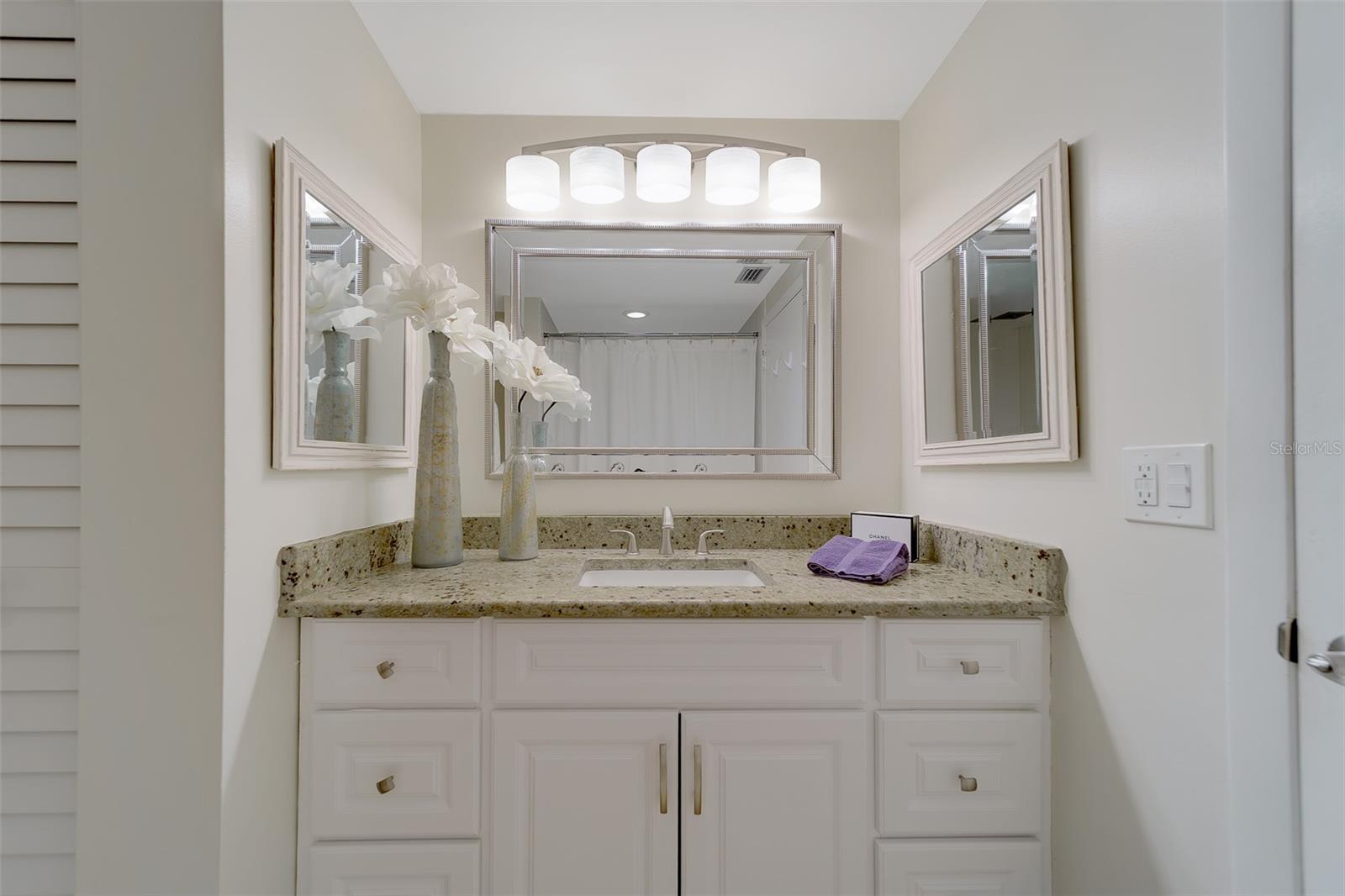 8 Belleview Blvd #308 Property Photo 43