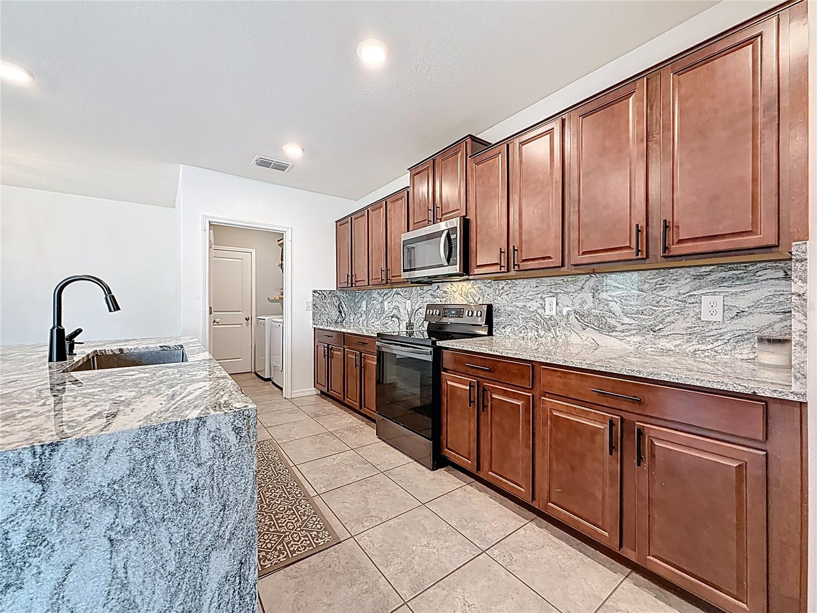 12728 Lemon Pepper Dr Property Photo 16