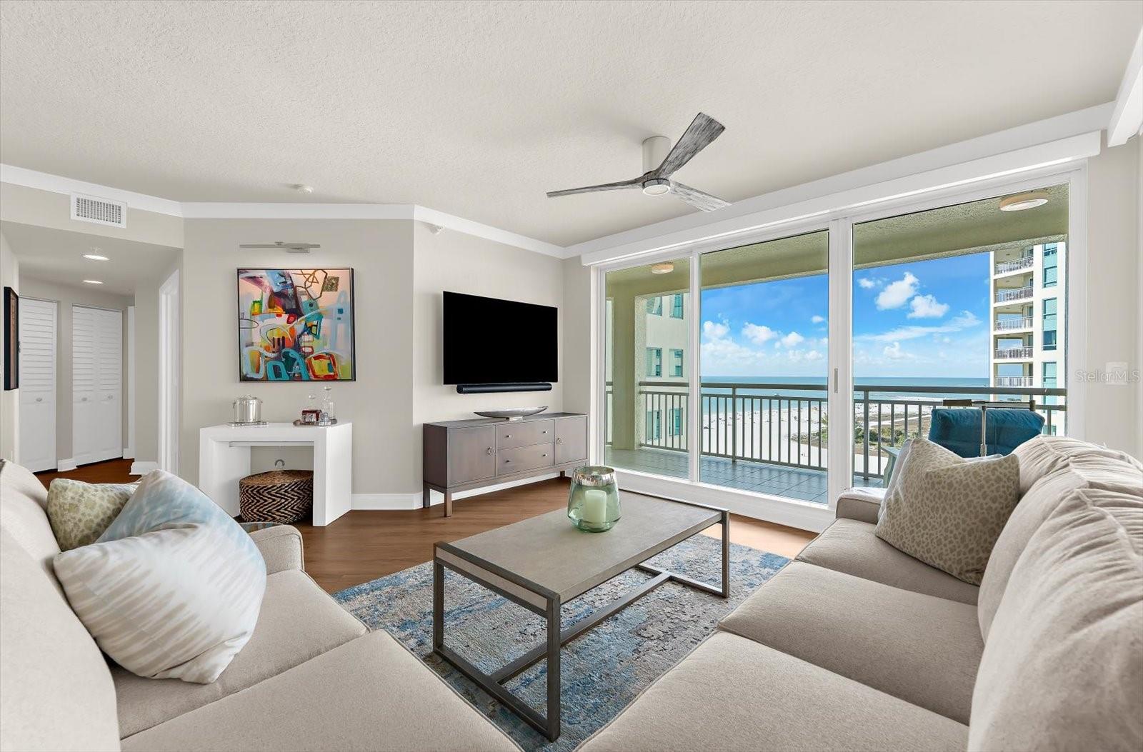 1180 Gulf Blvd #1504 Property Photo 4