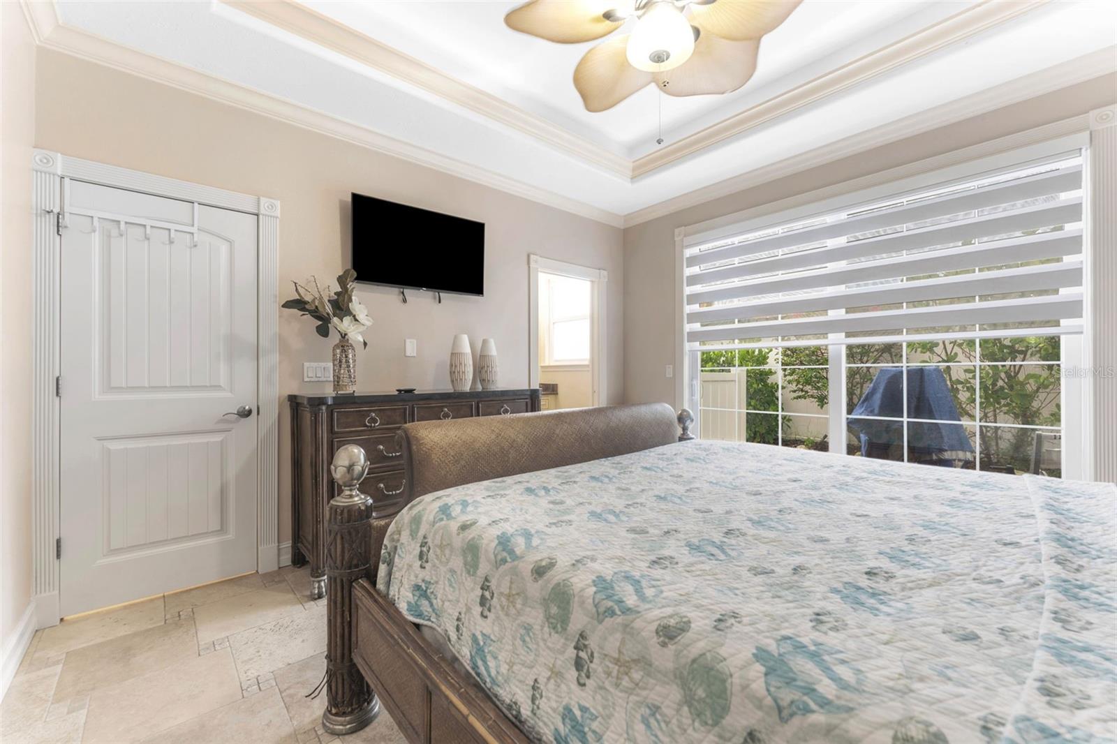 201 54th St Property Photo 15