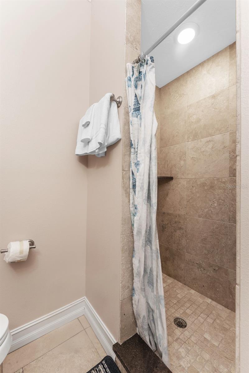201 54th St Property Photo 20