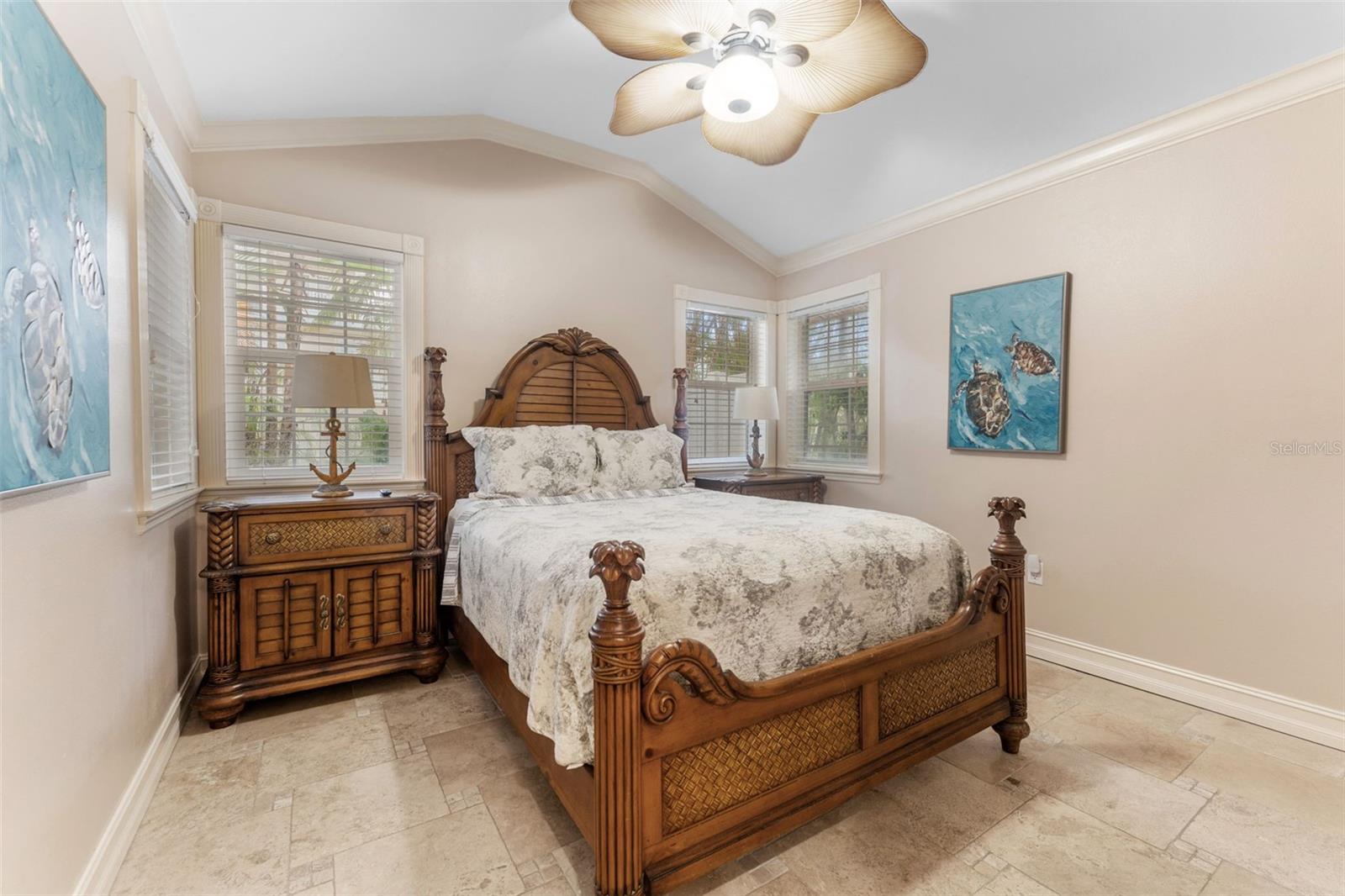 201 54th St Property Photo 25