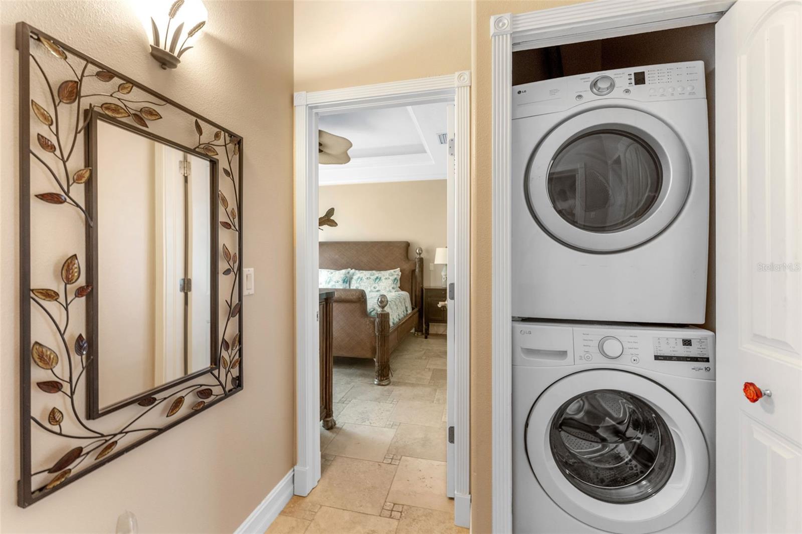 201 54th St Property Photo 27