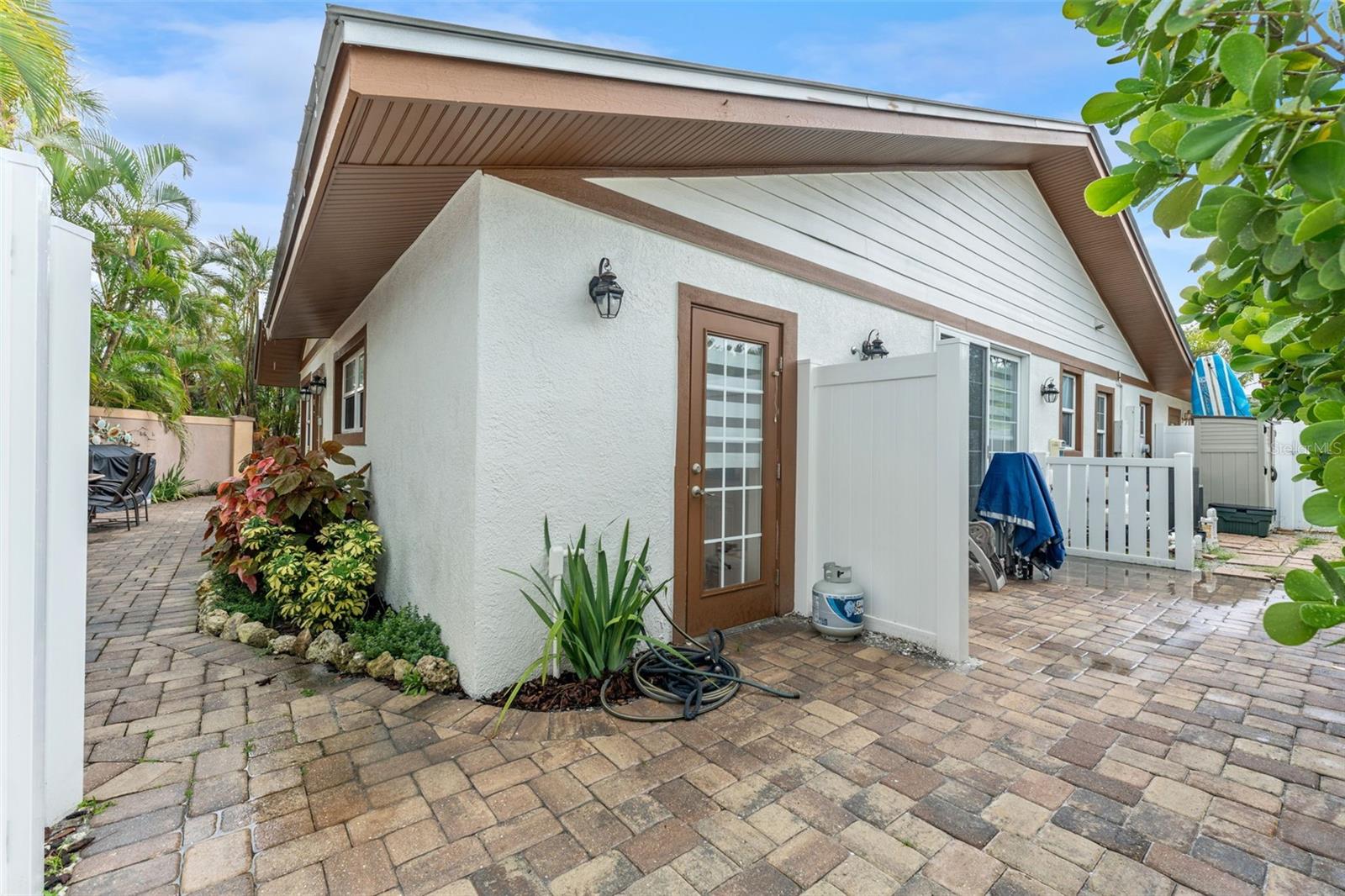 201 54th St Property Photo 29