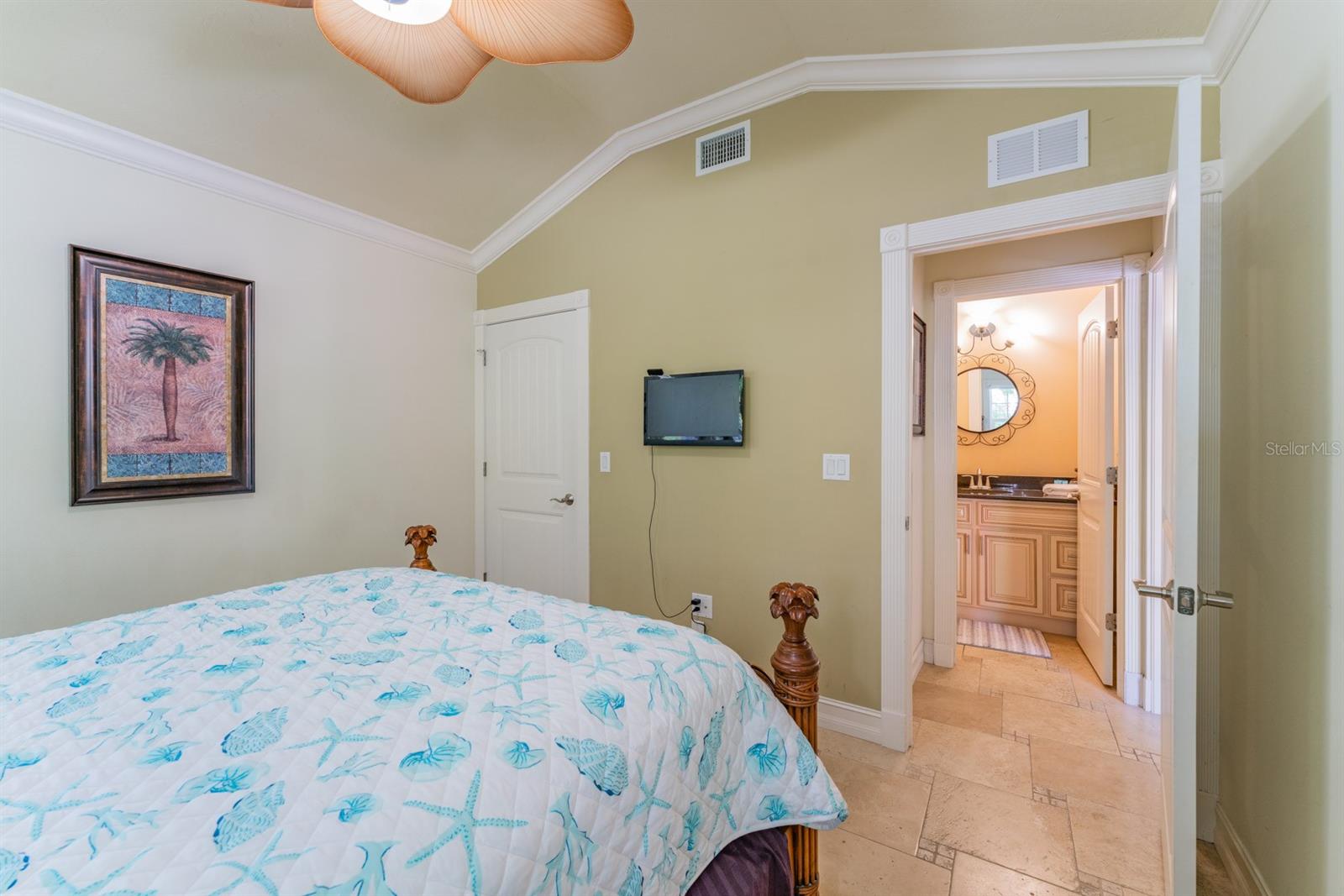 201 54th St Property Photo 68