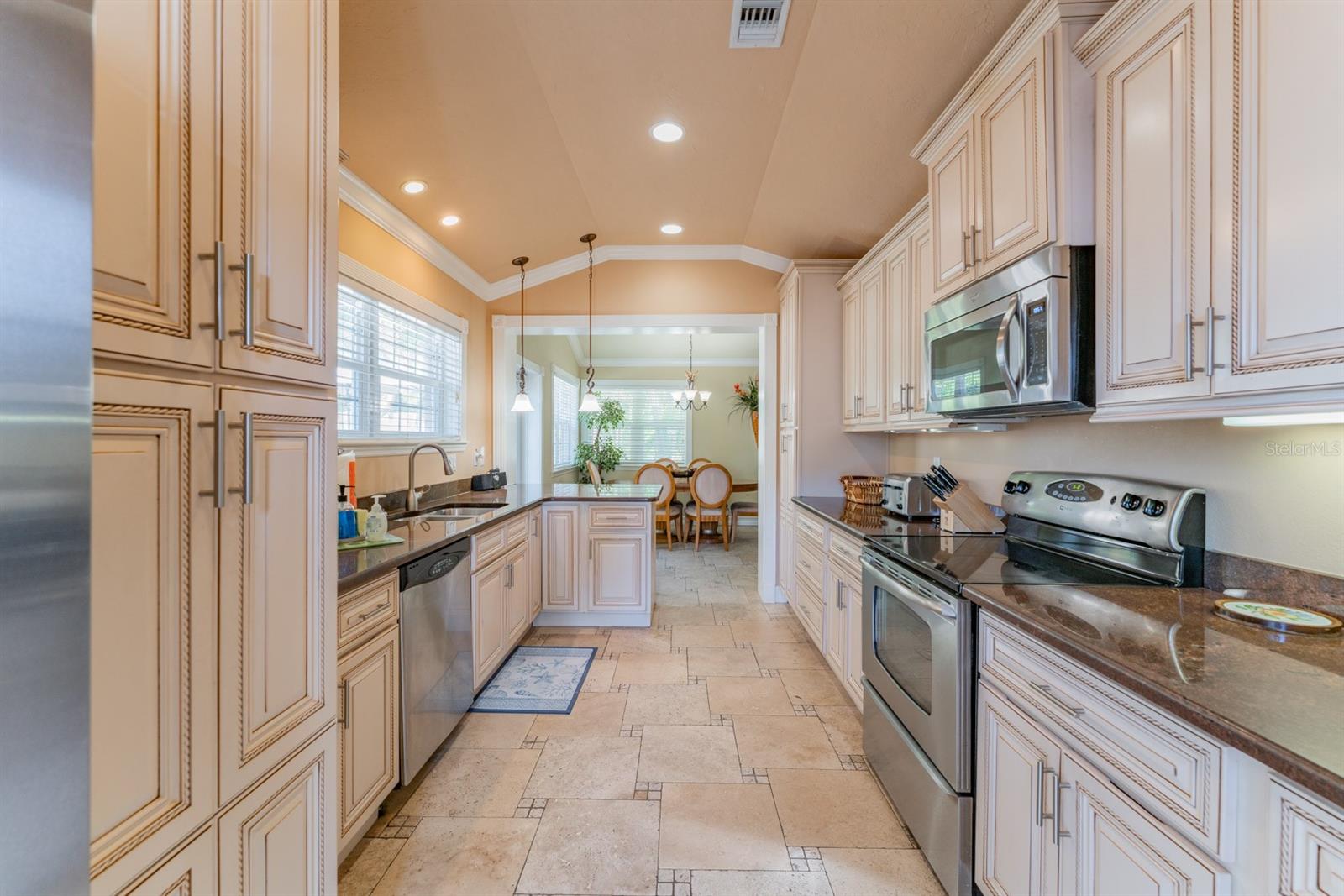 201 54th St Property Photo 80