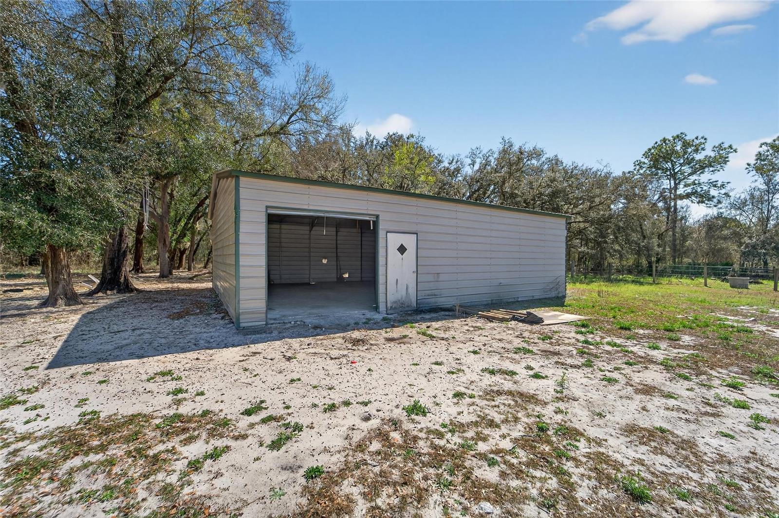 35238 Manuel St Property Photo 44