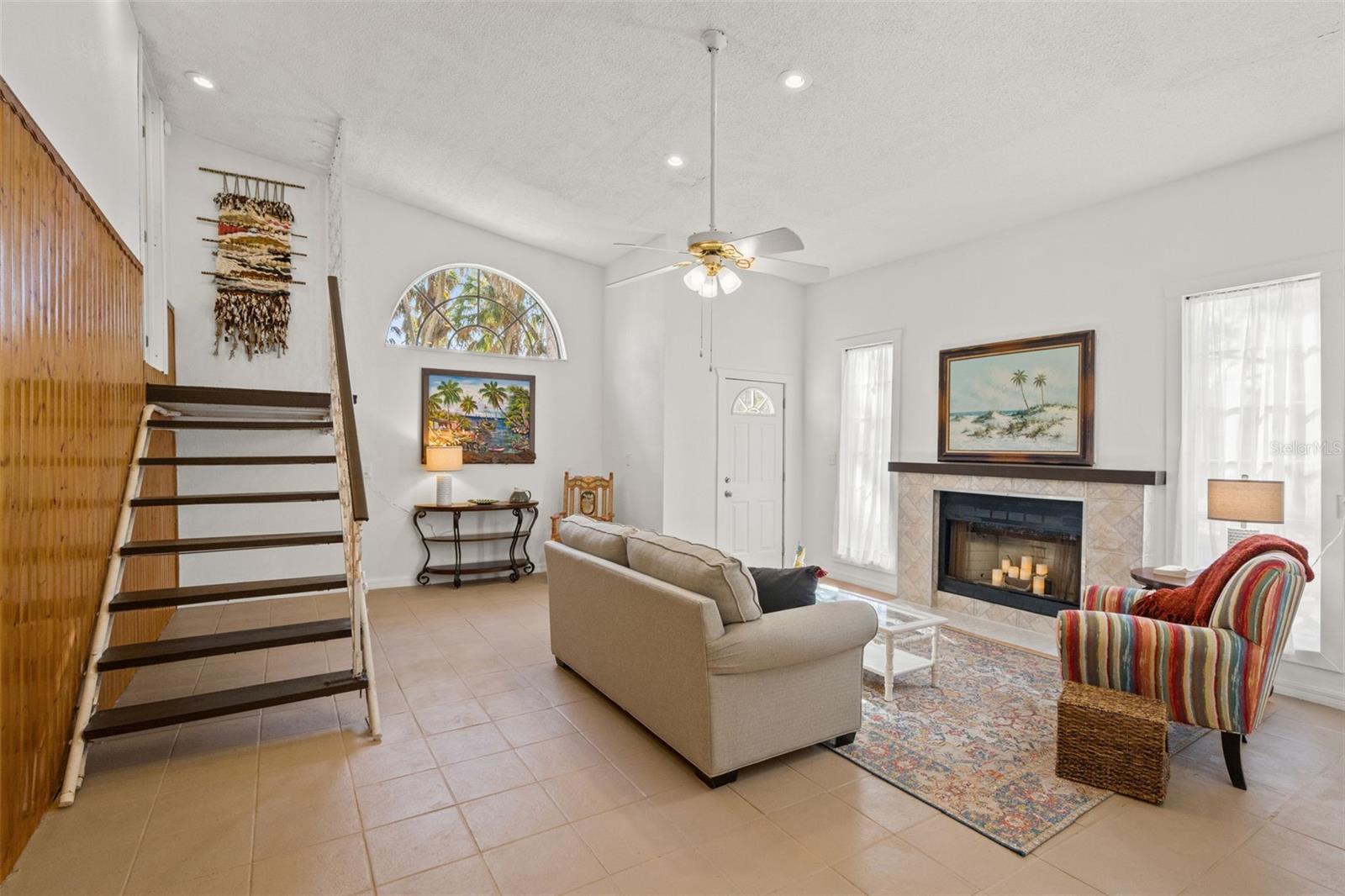 1524 Indian Bay Rd Property Photo 5