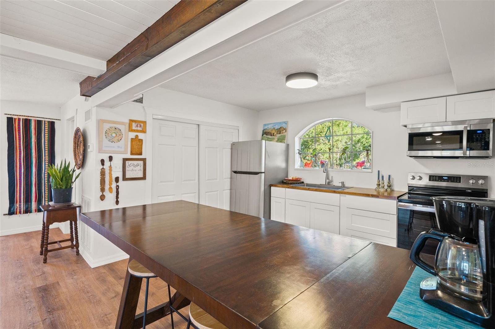 1524 Indian Bay Rd Property Photo 11