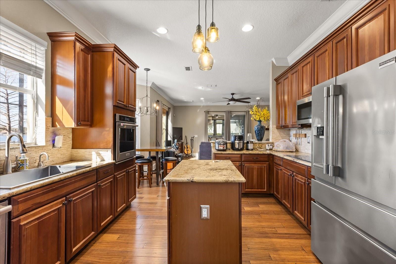2450 Dahlgren Way Property Photo 16