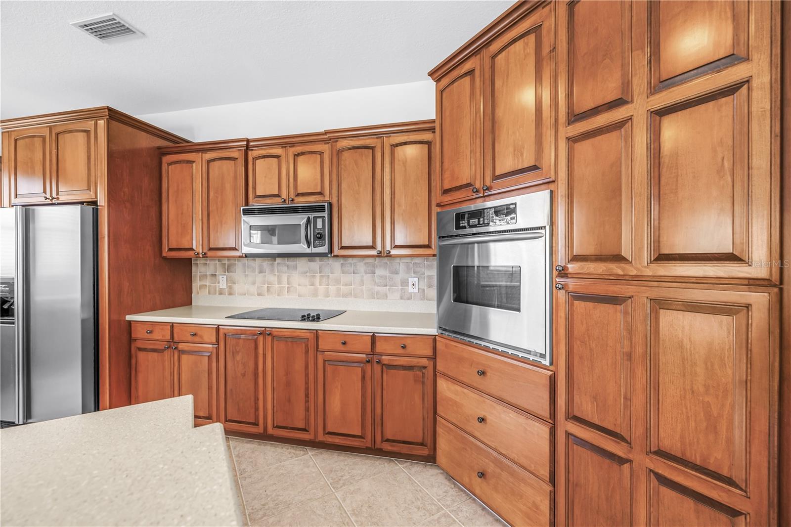14365 Eagle Pointe Dr Property Photo 10