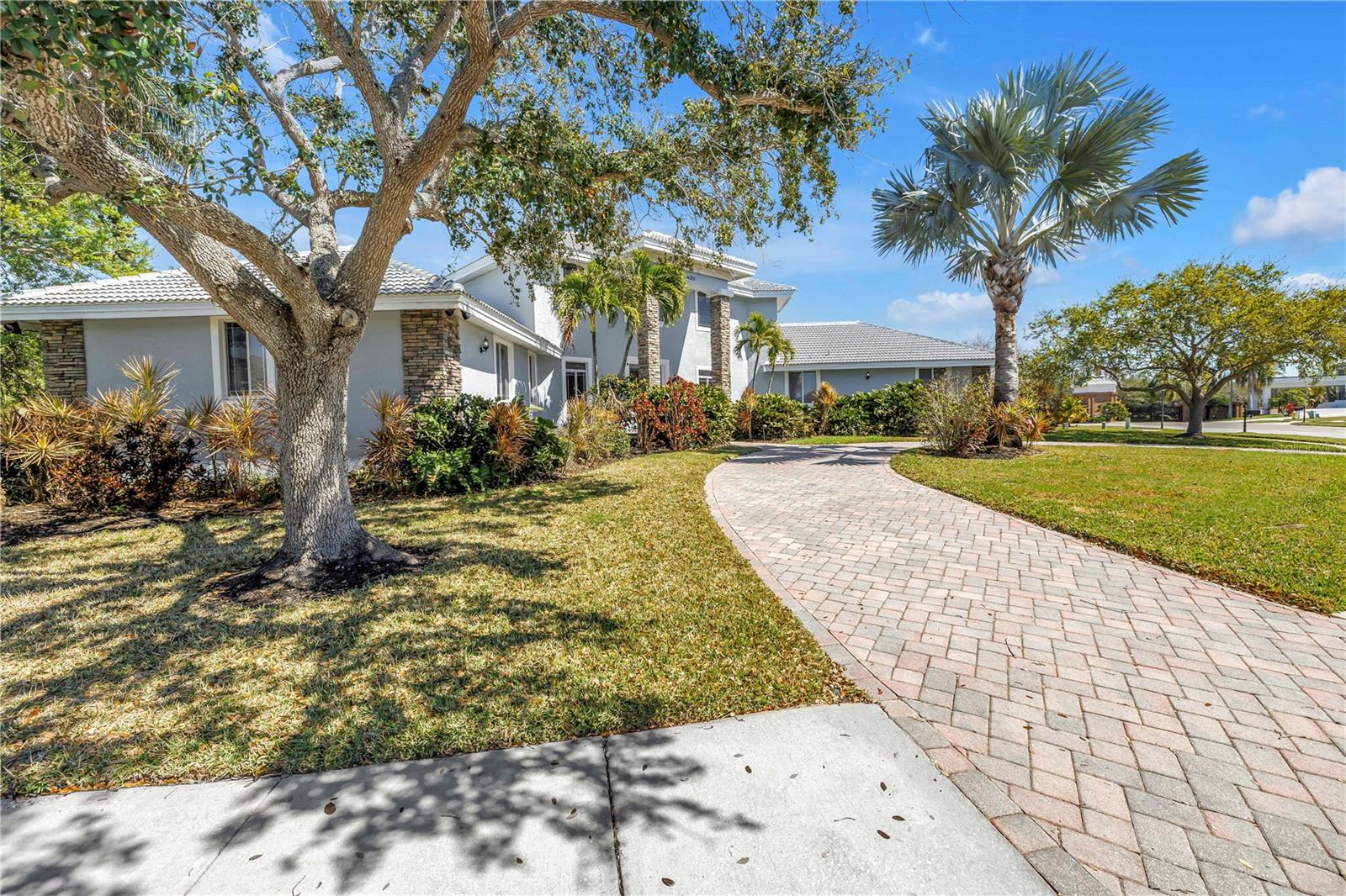14365 Eagle Pointe Dr Property Photo 43