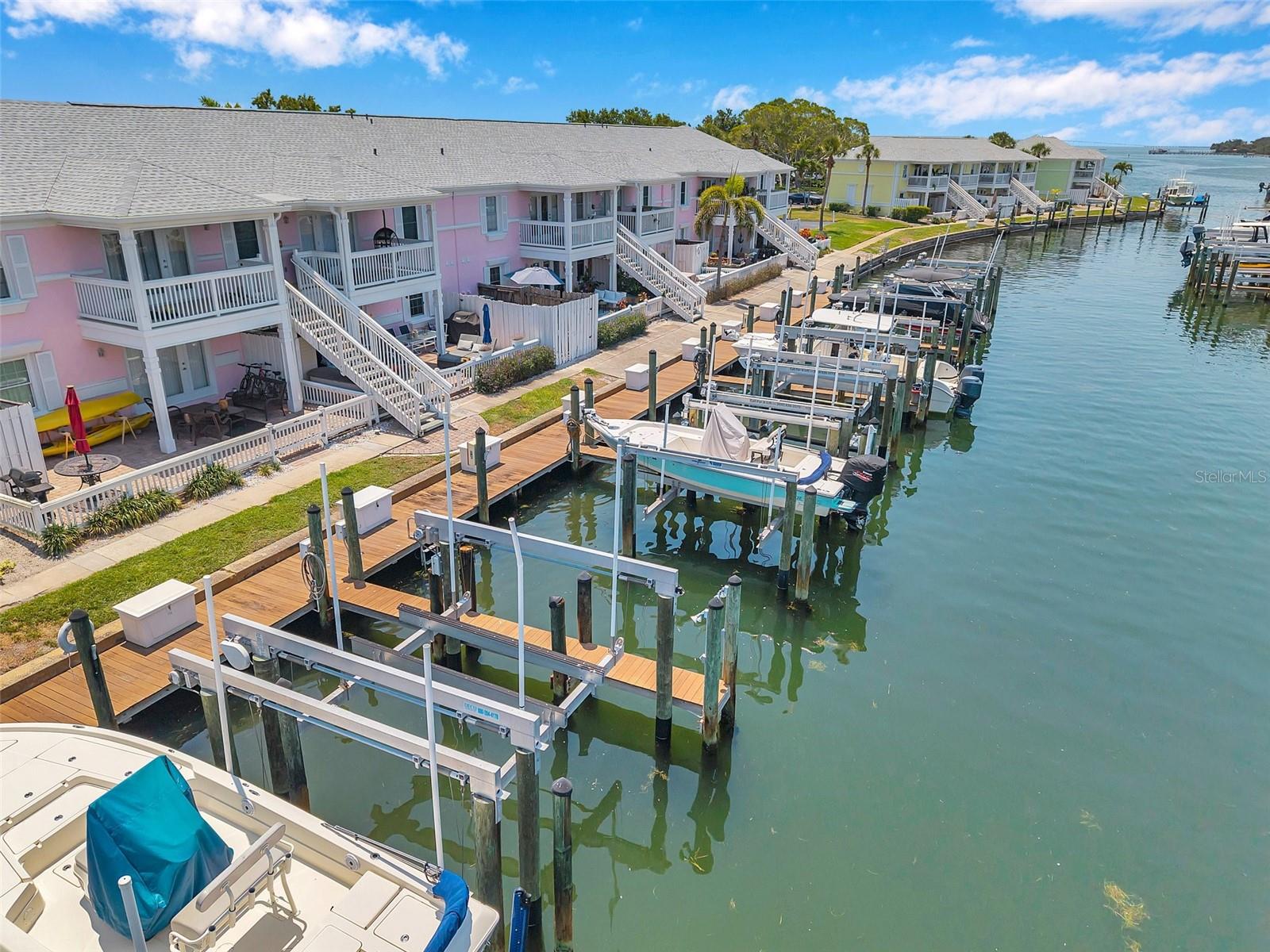 0 #114ss Coquina Key Dr Se #114ss Property Photo 4