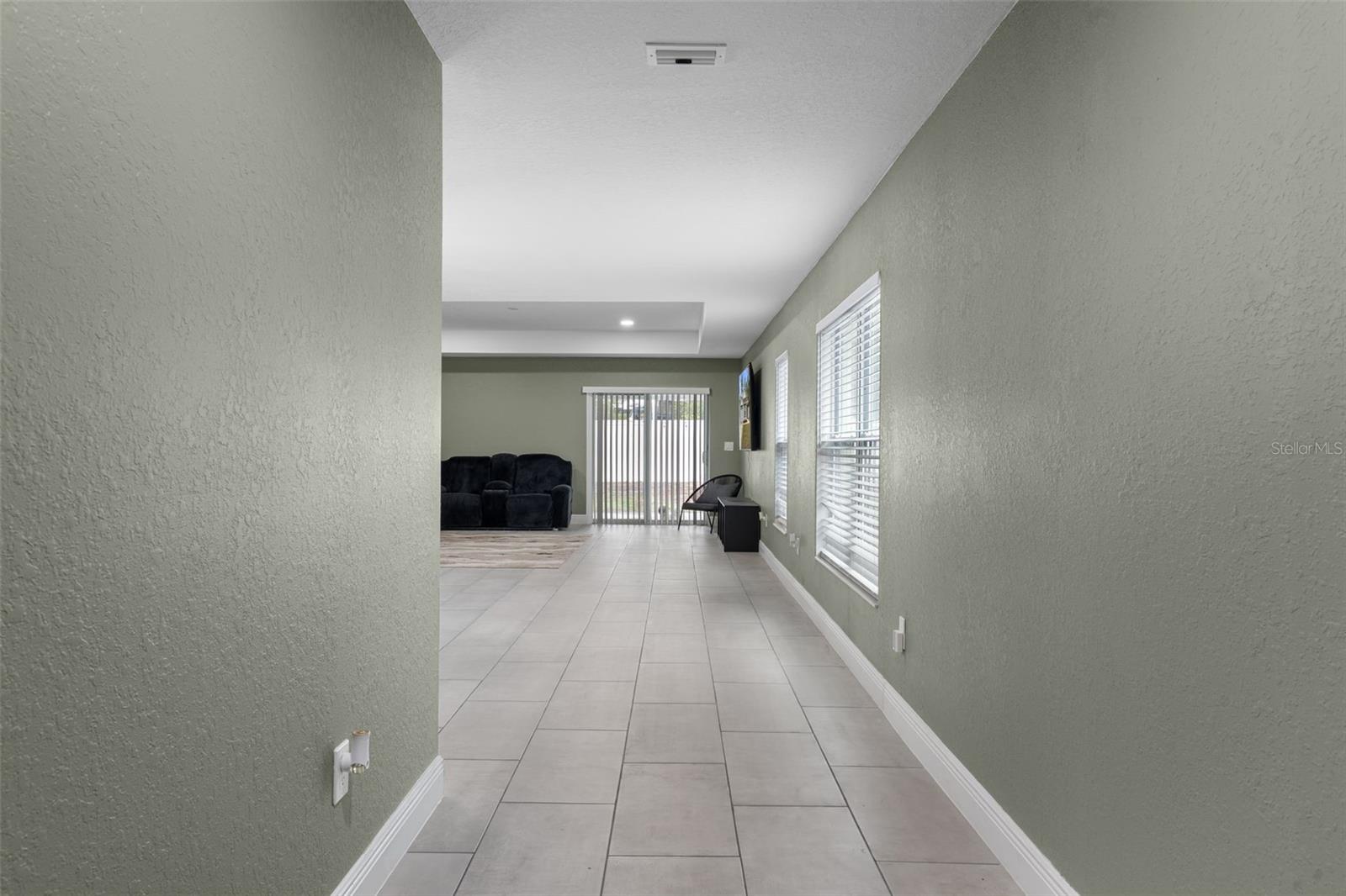 5106 Pacific Ave Property Photo 5