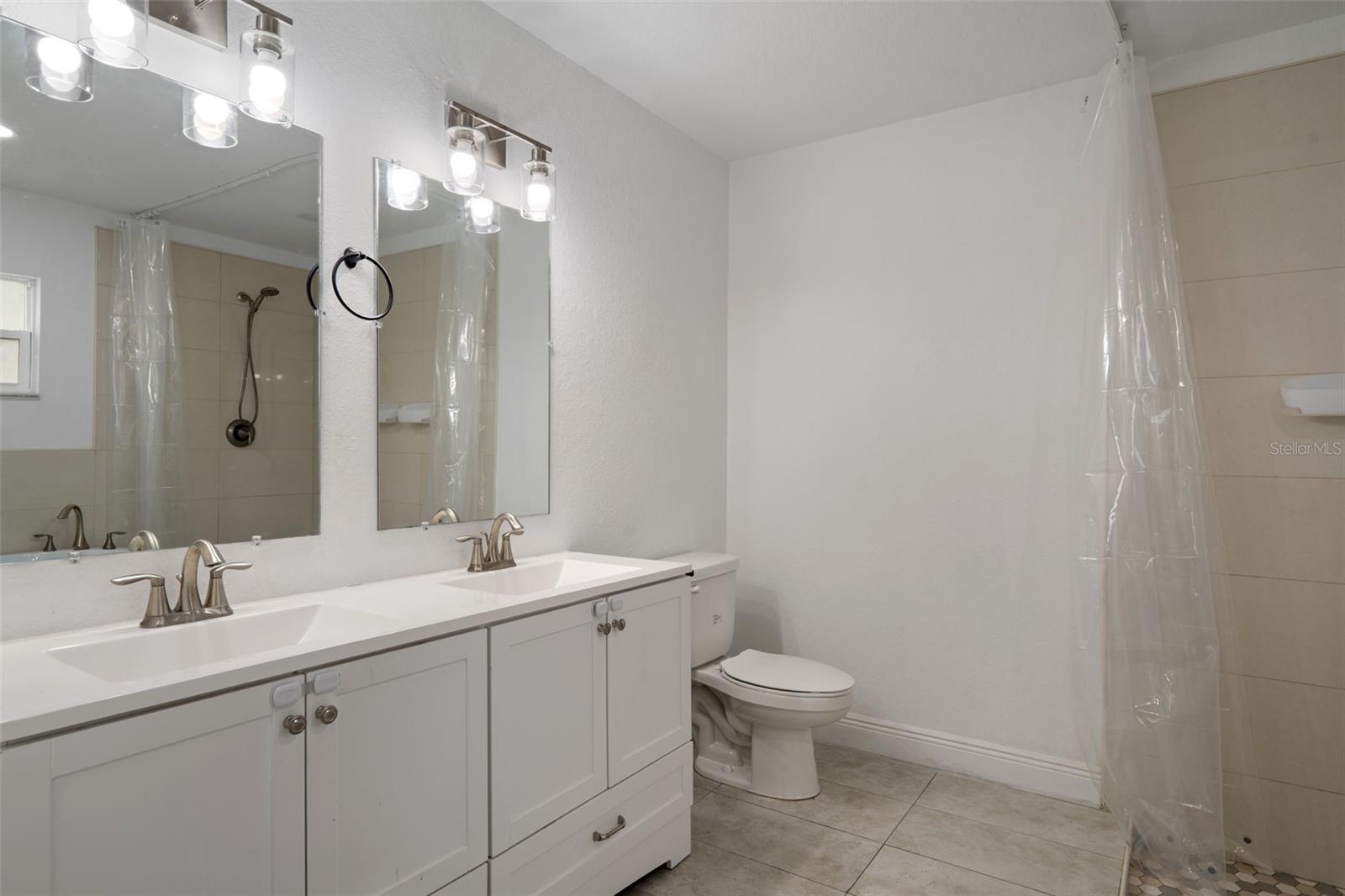 5106 Pacific Ave Property Photo 14
