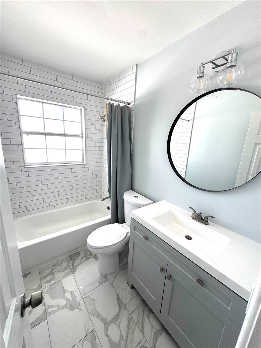 4518 Helena St Ne Property Photo 35