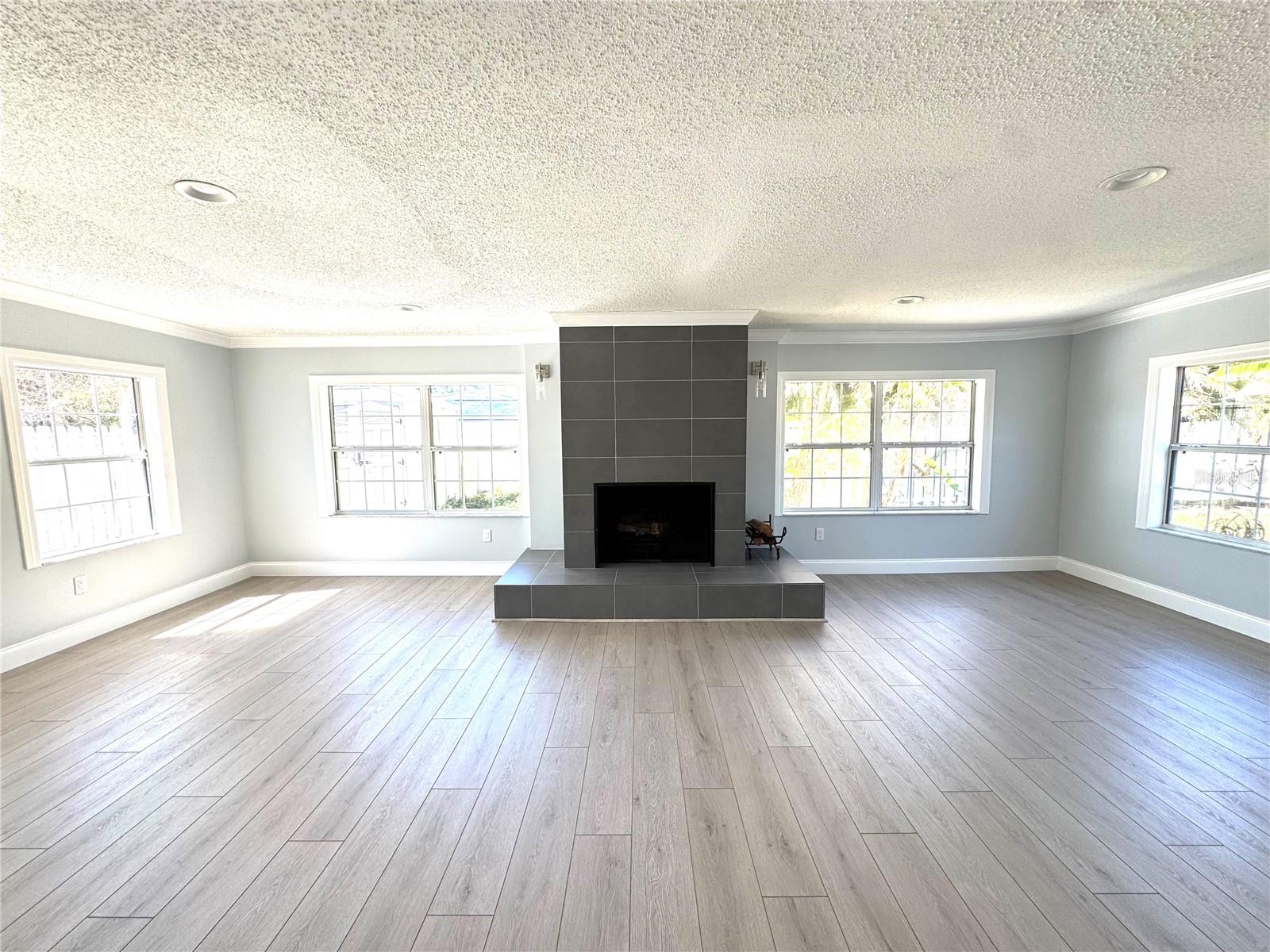 4518 Helena St Ne Property Photo 50