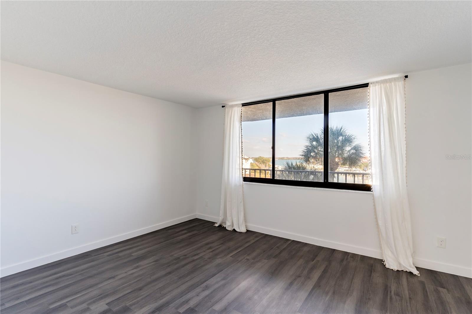 1591 Gulf Blvd #203s Property Photo 16