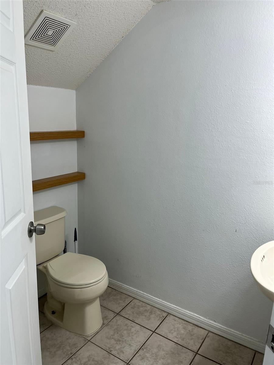 641 Kensington Lake Cir Property Photo 10