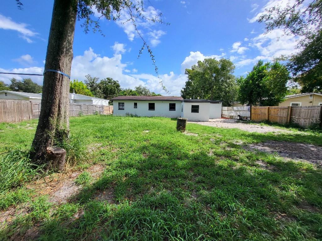 995 Emerald Dr Property Photo 6