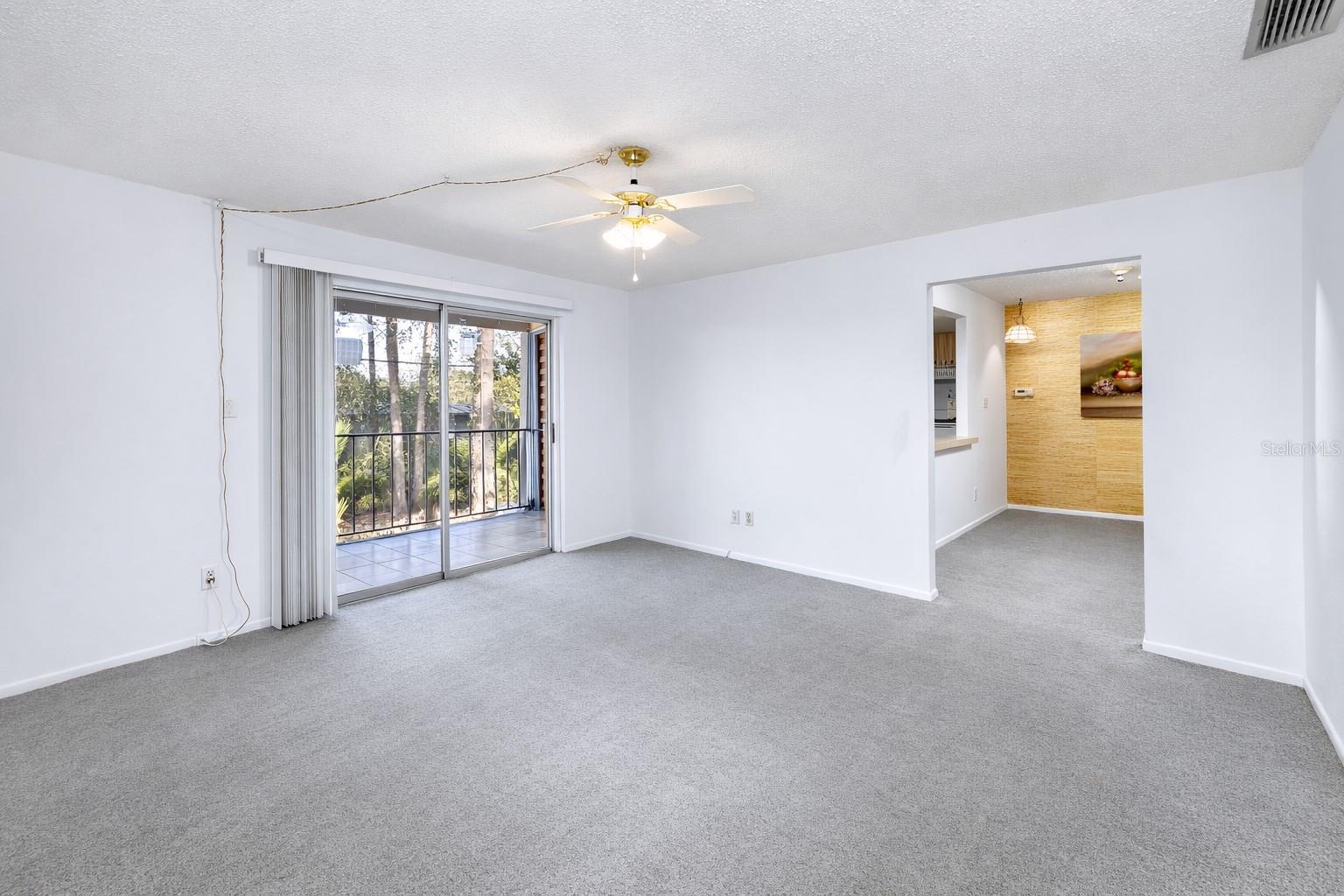1143 85th Ter N #d Property Photo 2