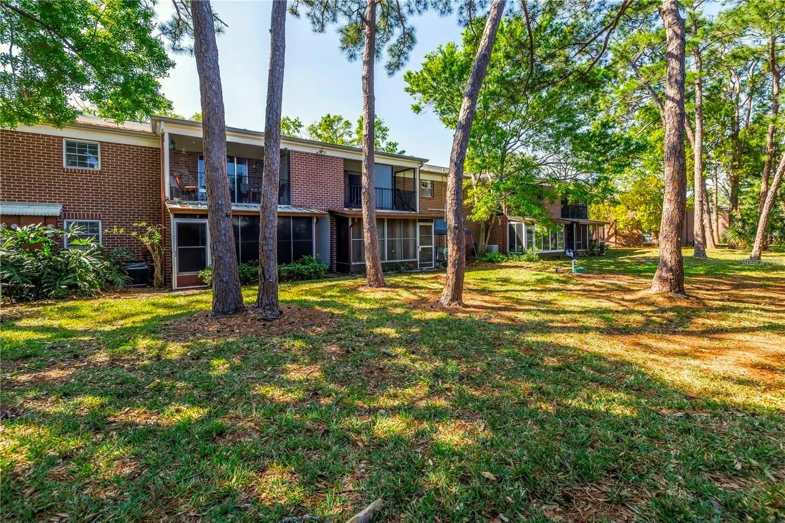 1143 85th Ter N #d Property Photo 5