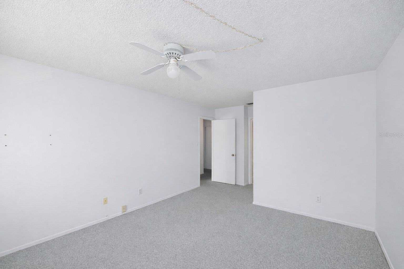 1143 85th Ter N #d Property Photo 14