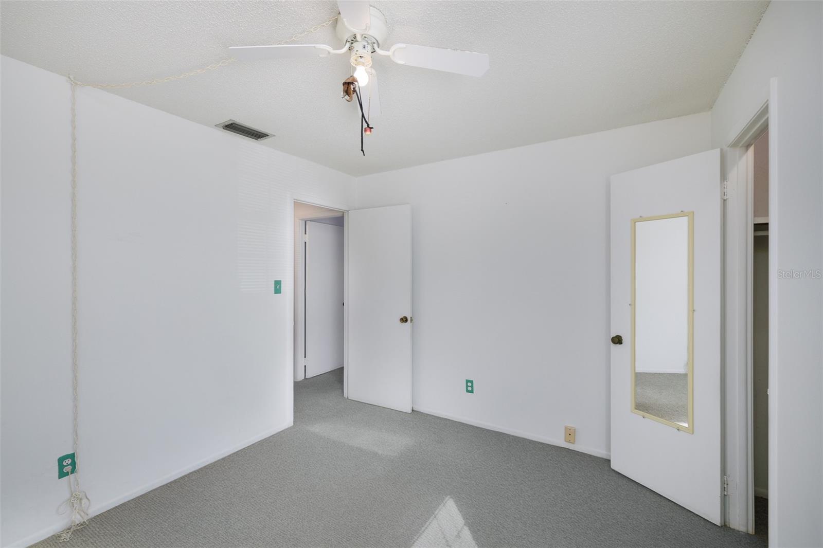1143 85th Ter N #d Property Photo 17