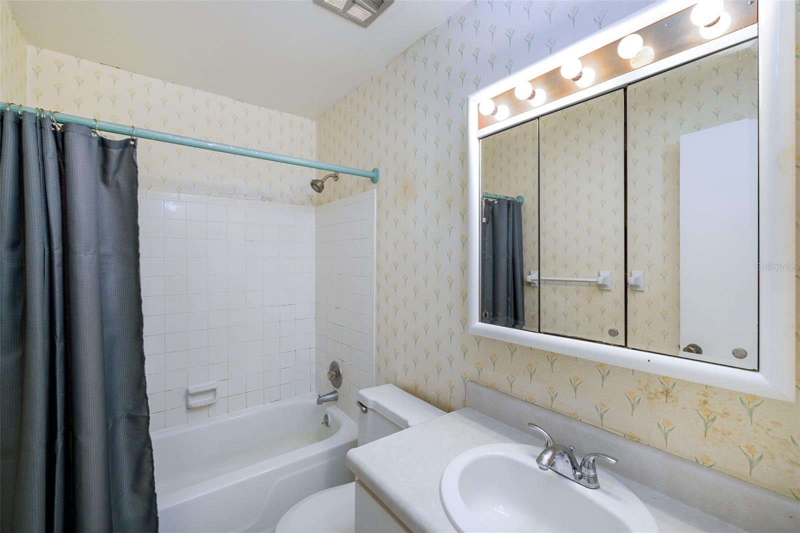 1143 85th Ter N #d Property Photo 20