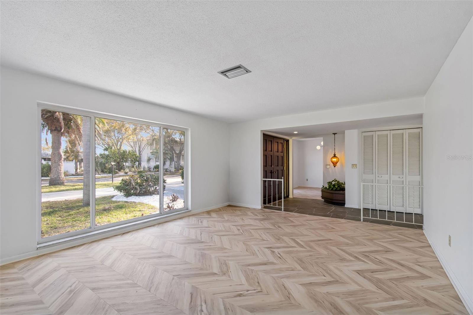4415 Clearwater Harbor Dr N Property Photo 16