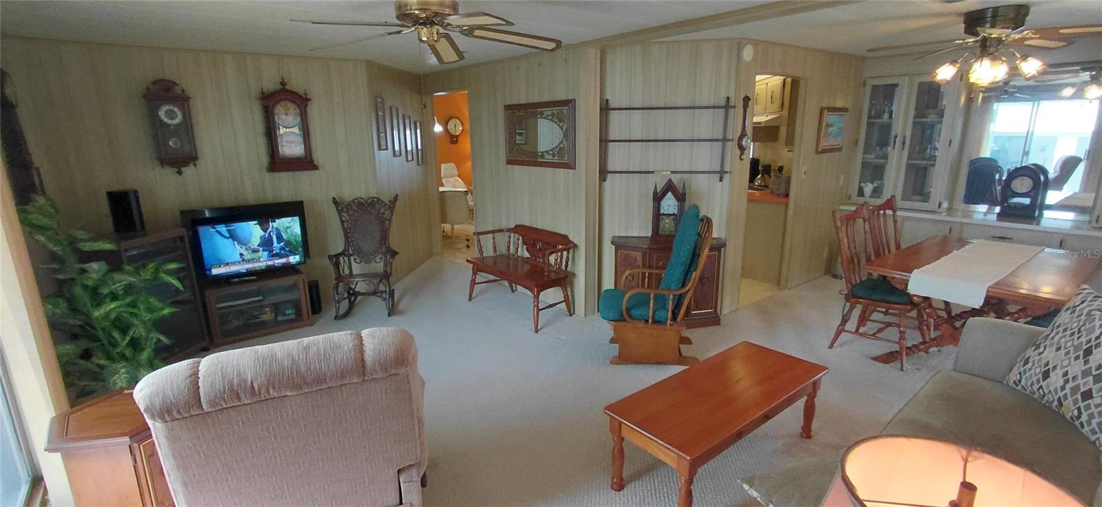 2127 Oahu Dr Property Photo 6