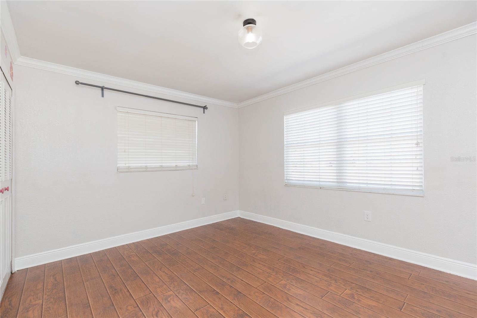 2307 Lincoln Ct Property Photo 16